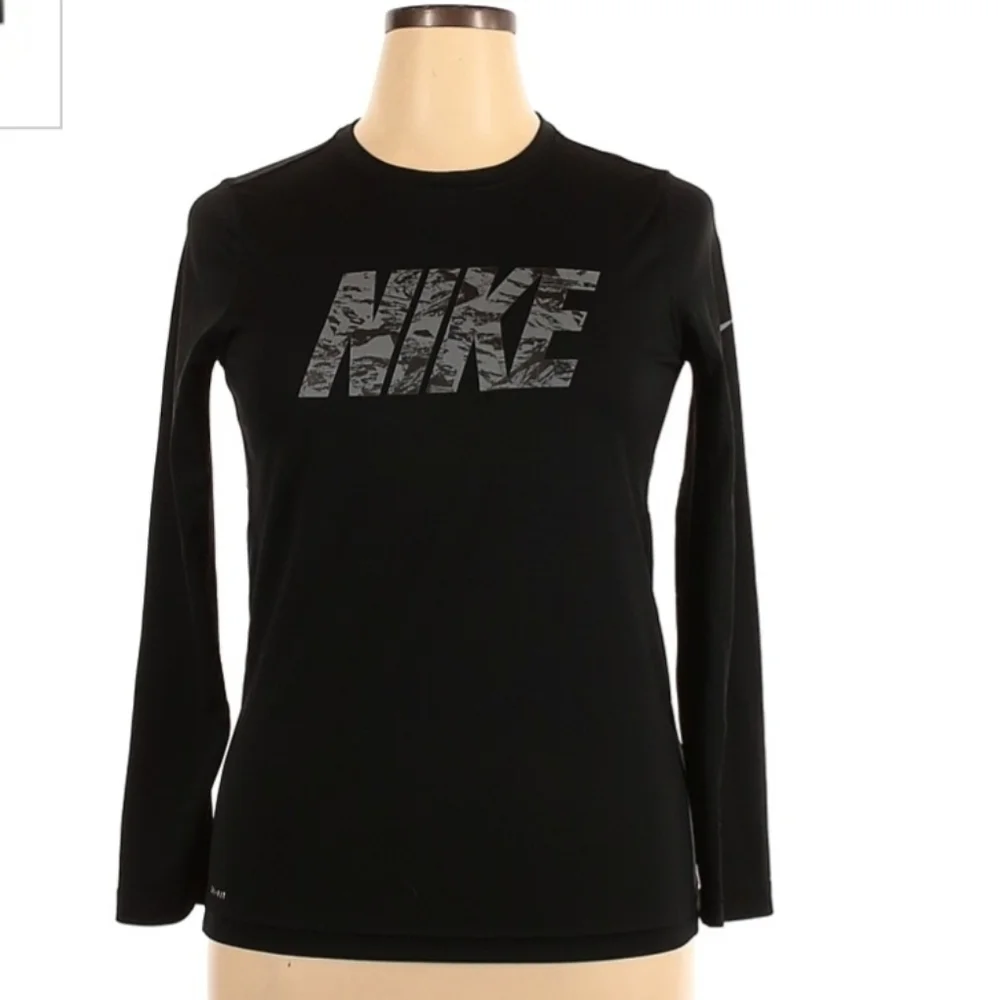 Nike Dri-Fit Black Graphic Long Sleeve Crew Neck Boy's XL Athleisure Activewear